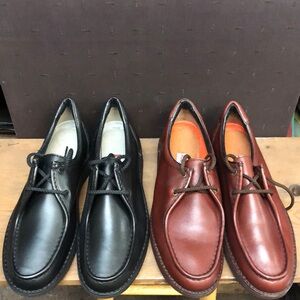 Rockport Men's Black and Brown Leather Wallabe shoes